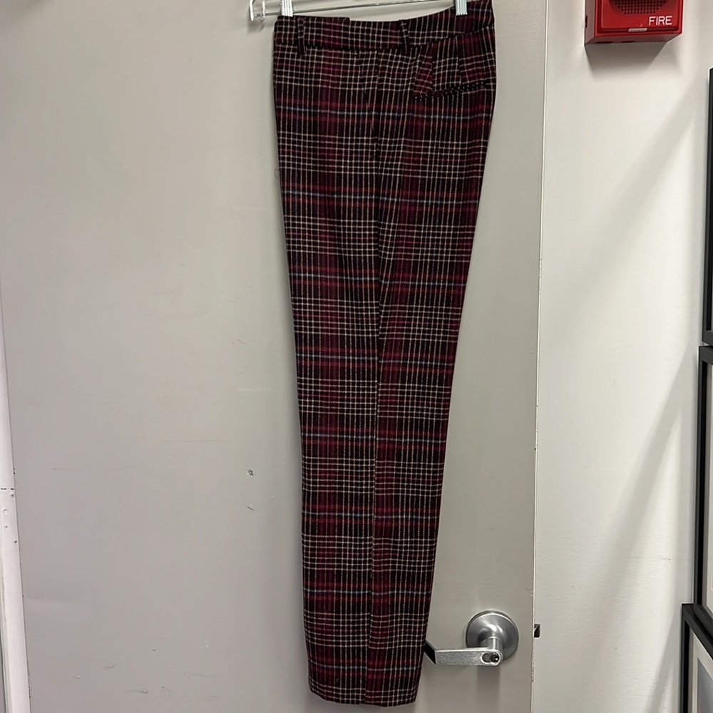 Ann Taylor burgundy plaid three piece suit. Jacket pants and wrap. - Picture 9 of 13